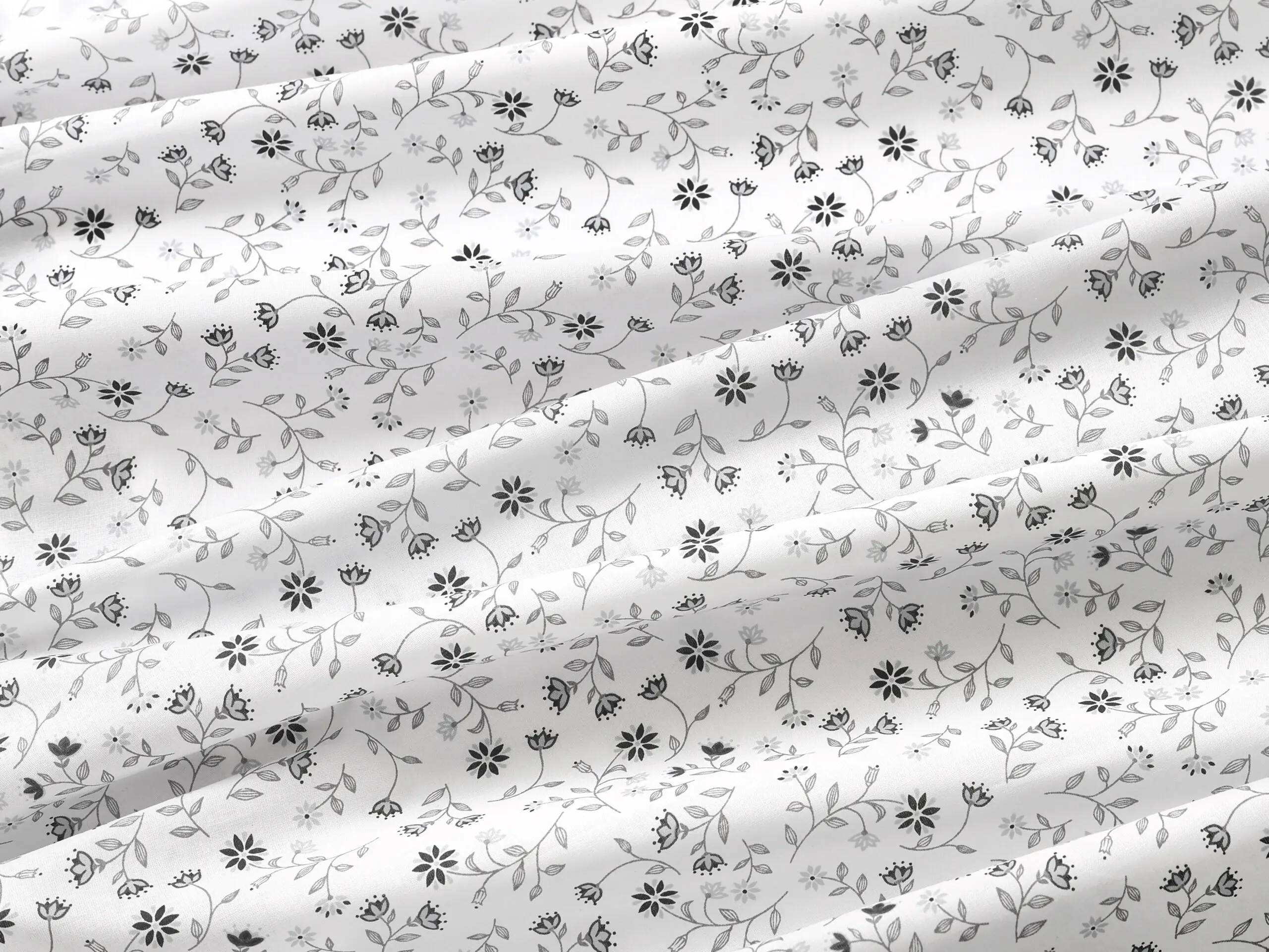 Hotelové povlečení Simone - šedé kvítko na bílé - Image 5