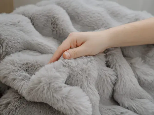 Deka Premium mikroflanel bubliny šedá 150x200 cm