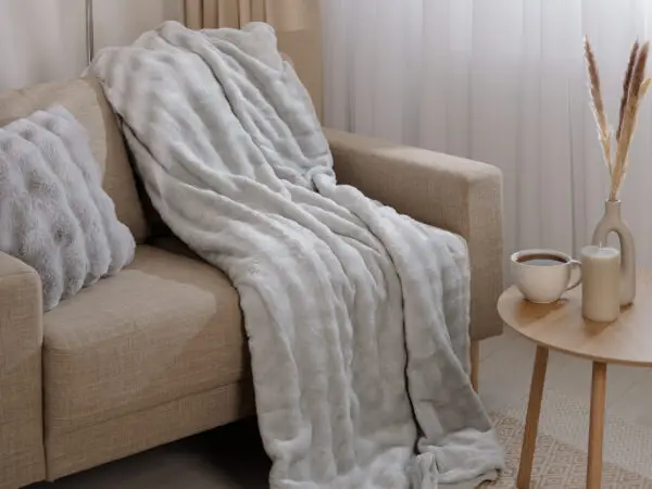 Deka Mikroflanel bubliny světle šedá 150x200 cm