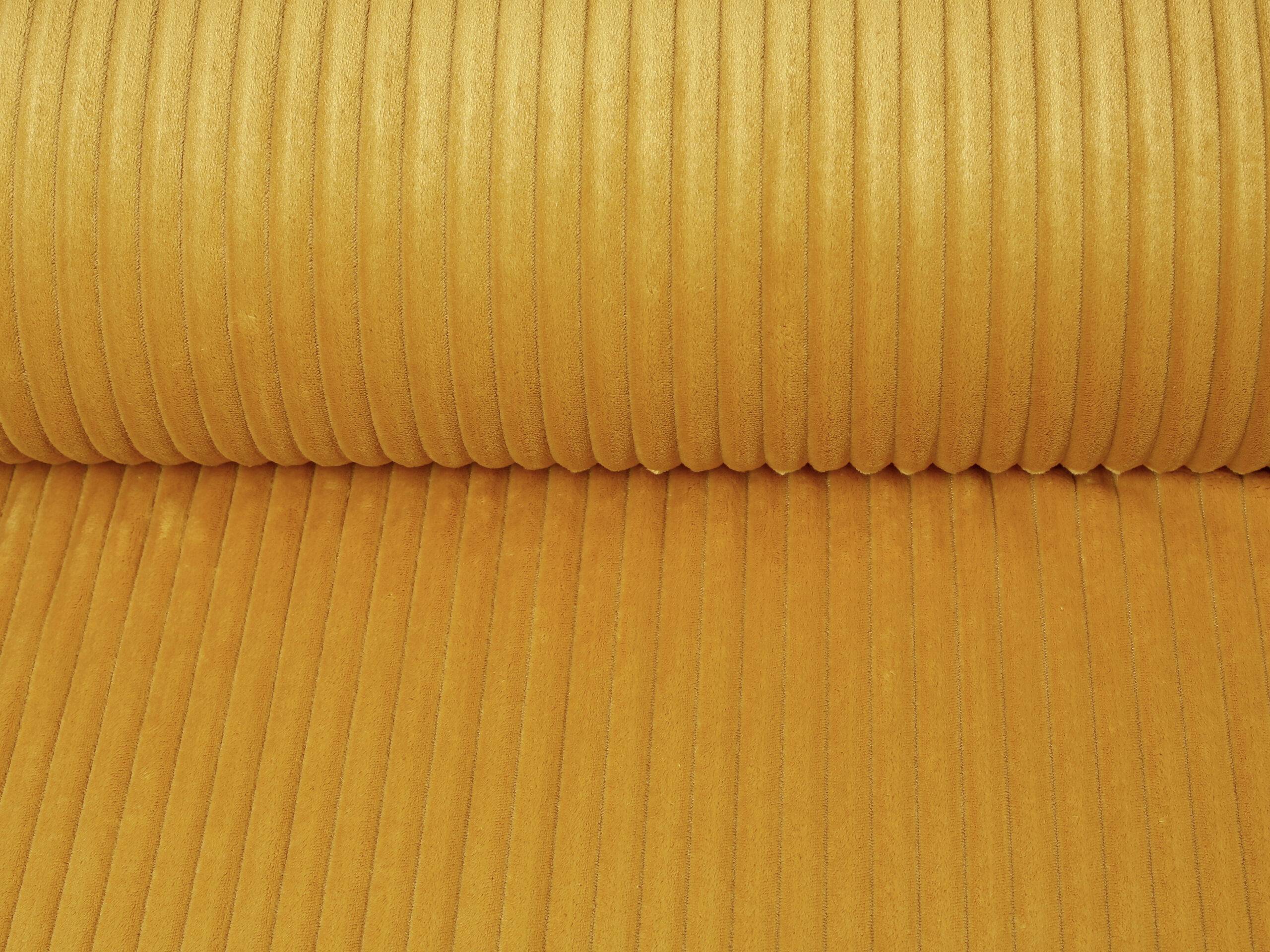 Látka Minky metráž hořčicová značky Škodák.