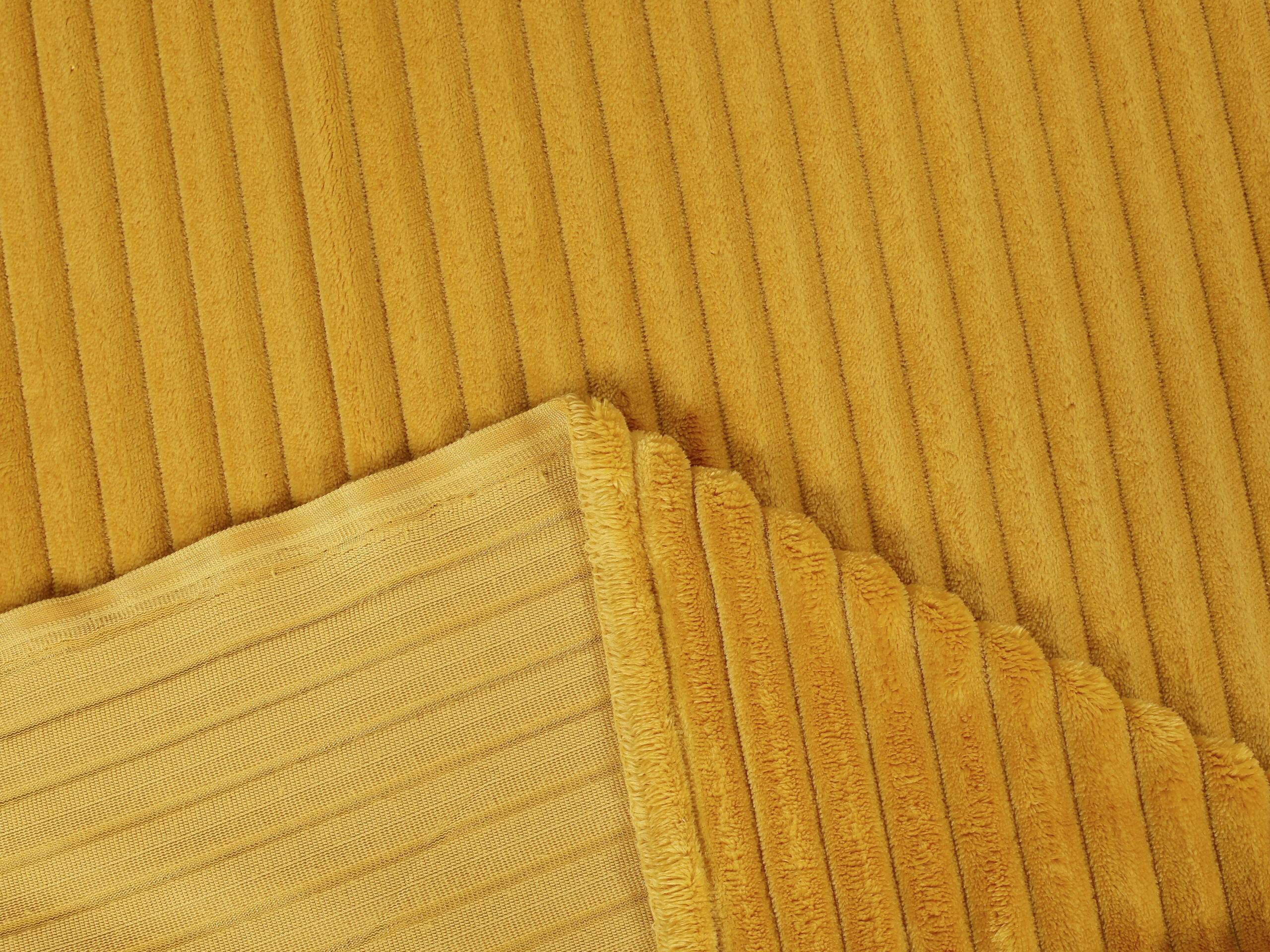 Látka Minky metráž hořčicová značky Škodák.