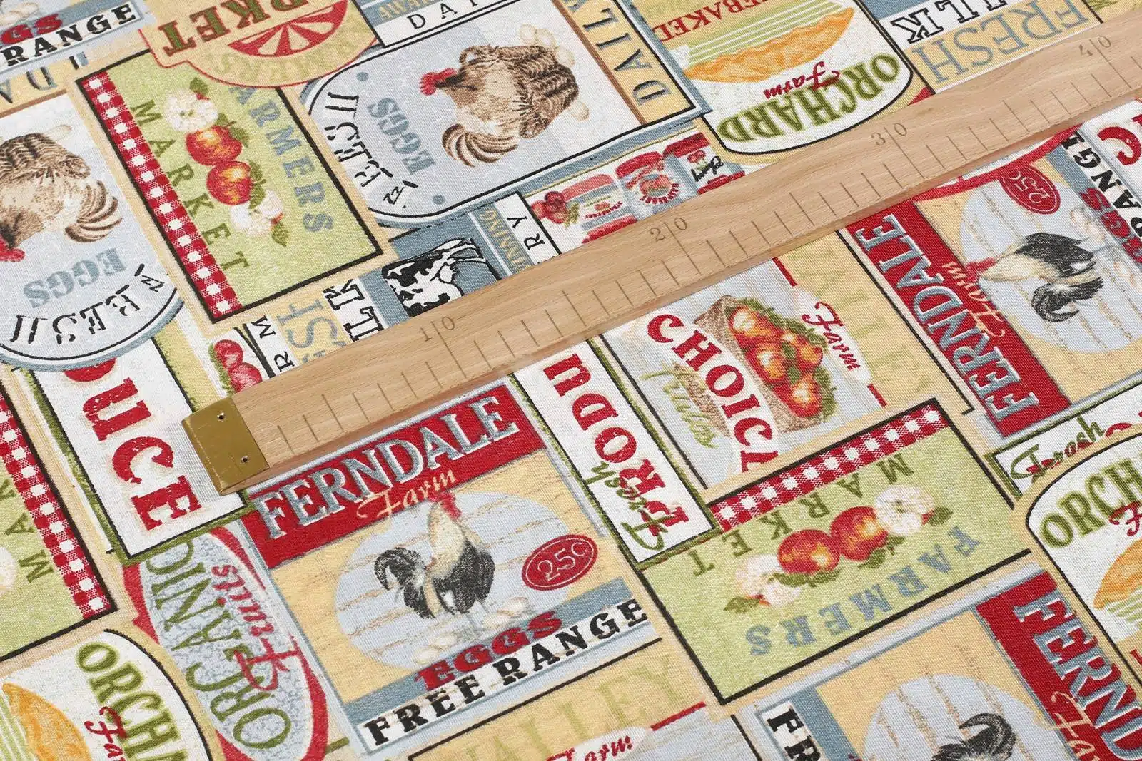 LONETA se vzorem farma metráž Škodák