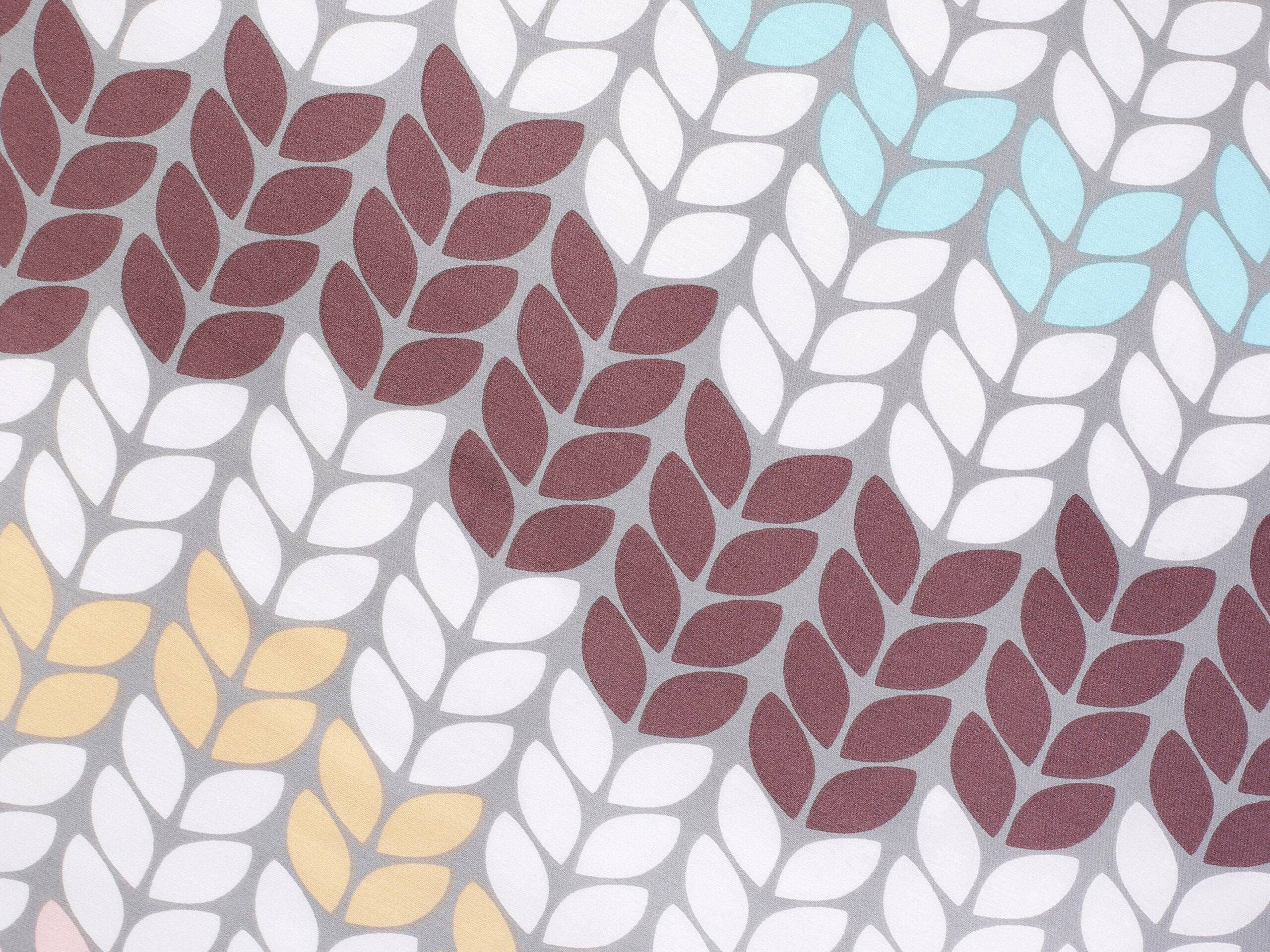 Bavlněný sáten geometrické lístečky metráž značky Škodák.