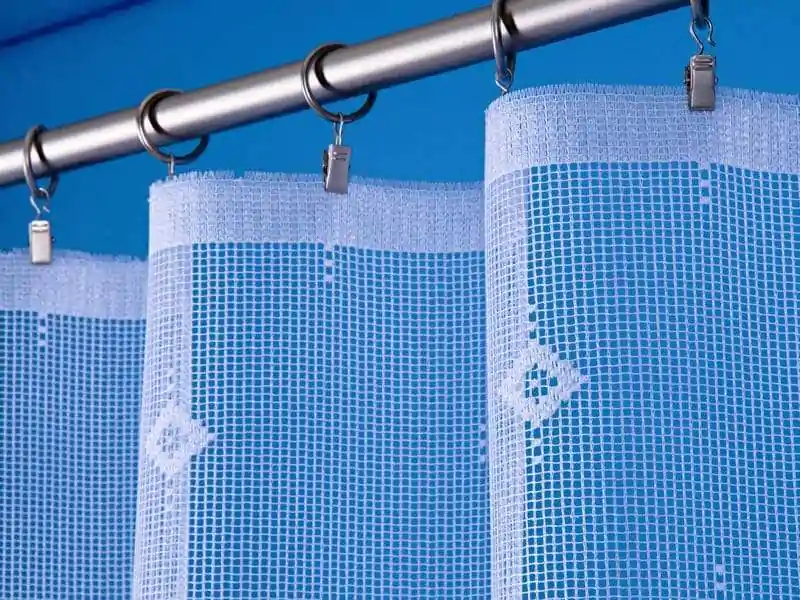 Žakárová záclona kosočtverce vzor 3647 značky Škodák.