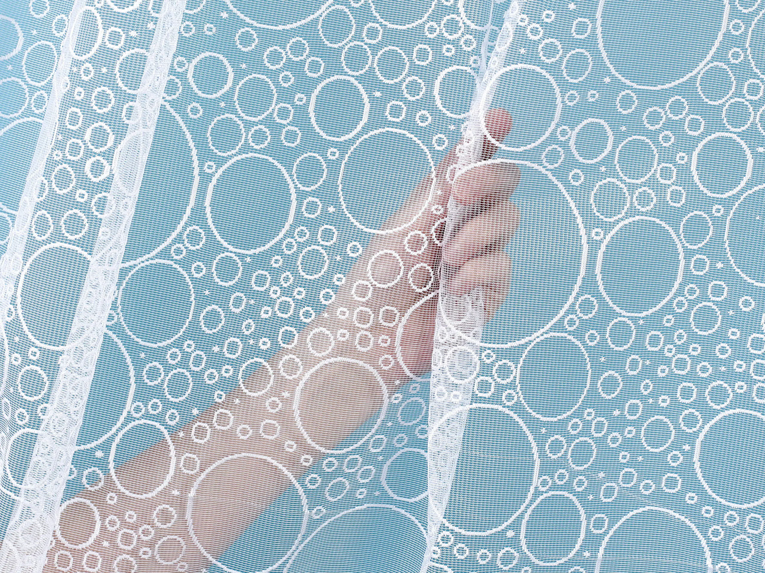 Žakárová záclona bubliny vzor 6975 značky Škodák.