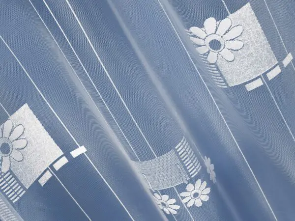 Žakárová záclona čtverce vzor 36655 značky Škodák.