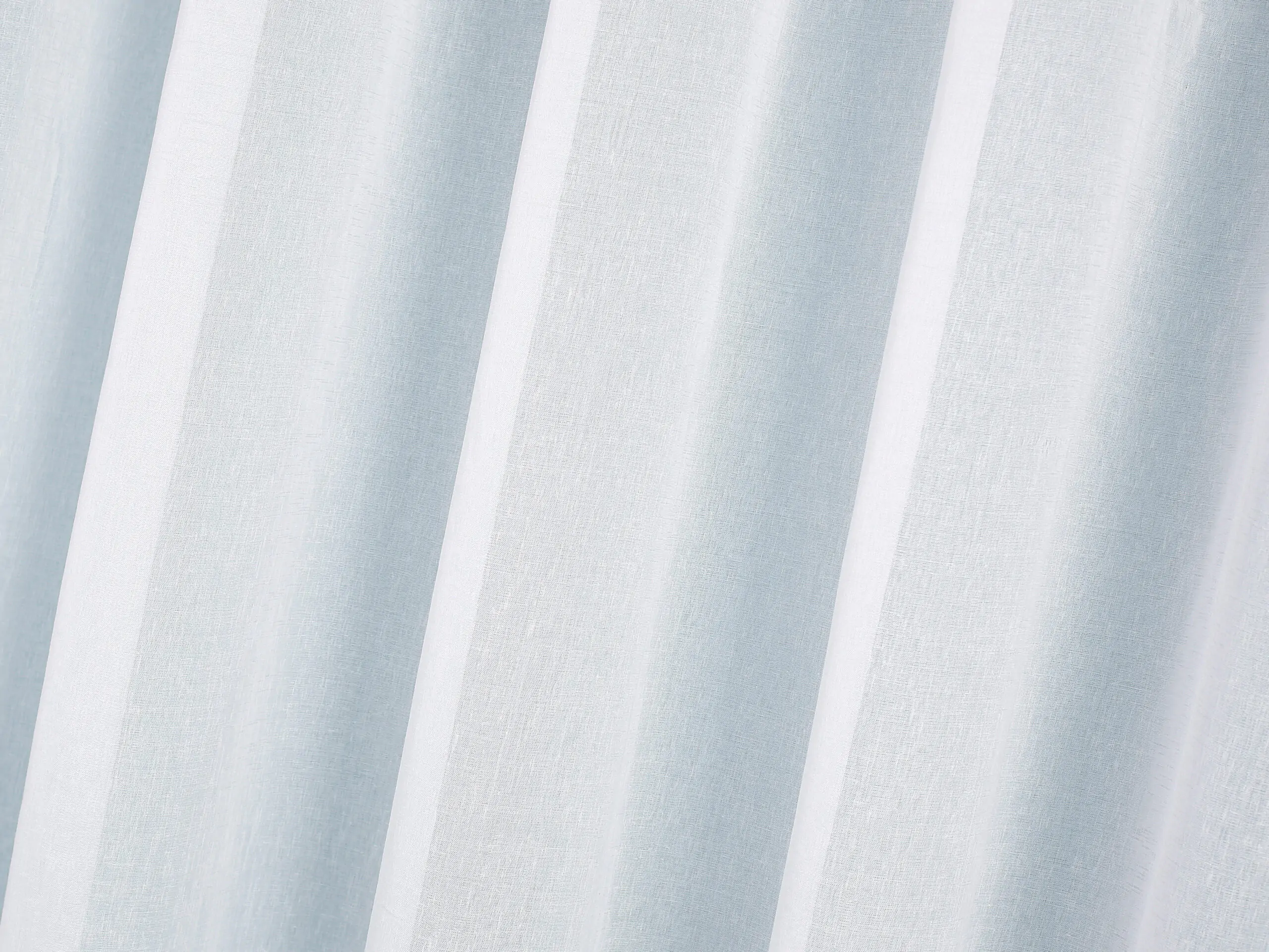 Hladký voál bílý vzor 1035 značky Škodák.