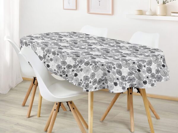 Bavlněný ubrus oválný černé kruhy na bílé značky Škodák