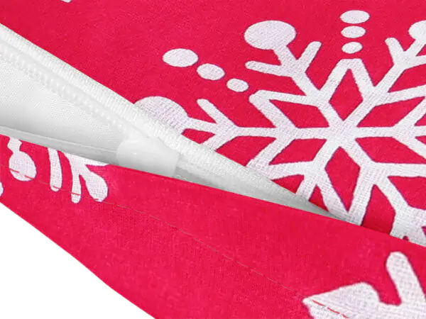 Bavlněný povlak na polštář bílé vločky na červené značky Škodák.