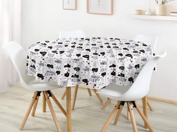 kulatý bavlněný ubrus zamilované kočky značky Škodák