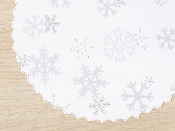 Teflonové prostírání vánoční vzor stříbrné vločky značky Škodák