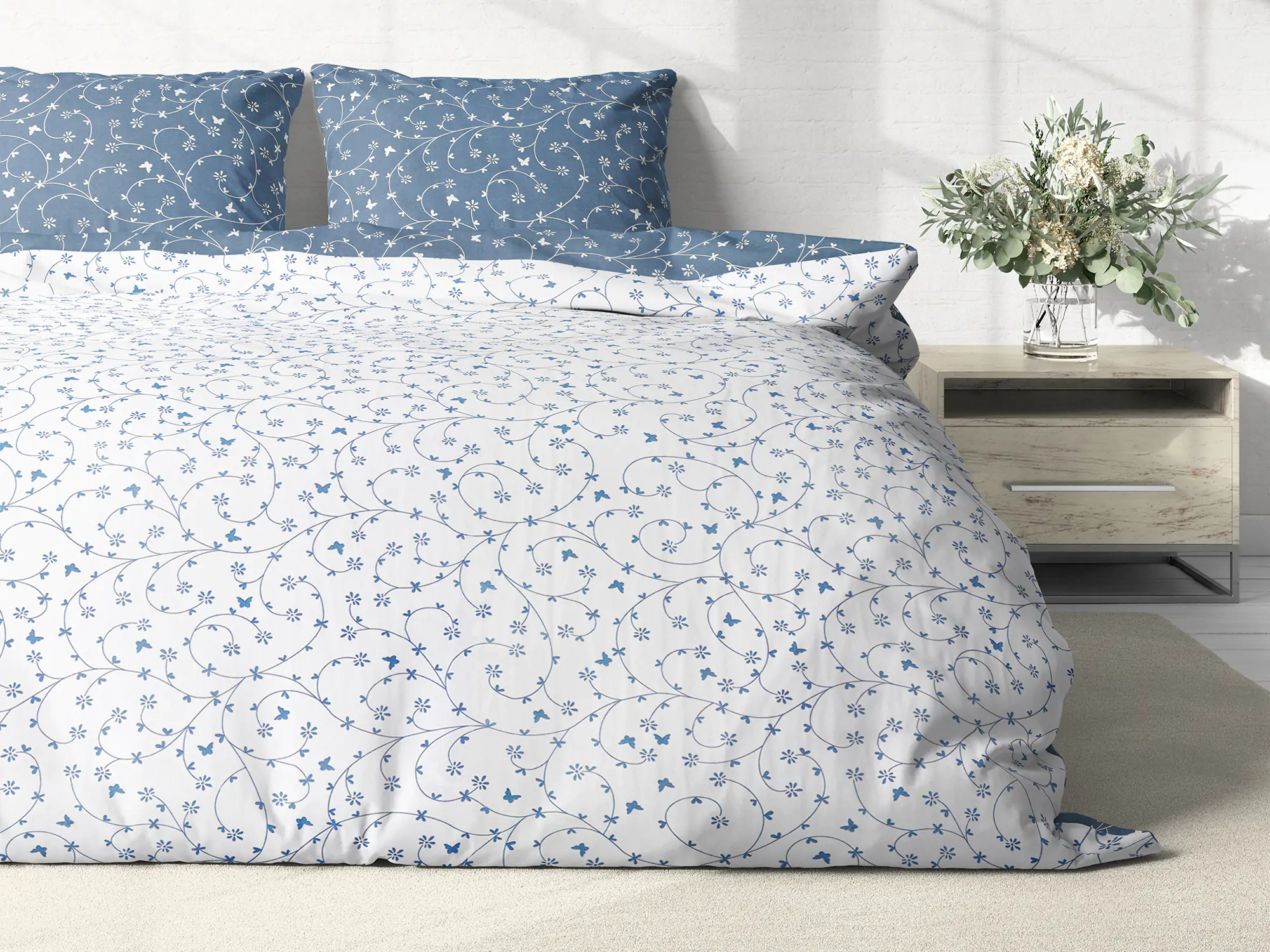 Bavlněné povlečení modří a bílí motýlci značky Škodák