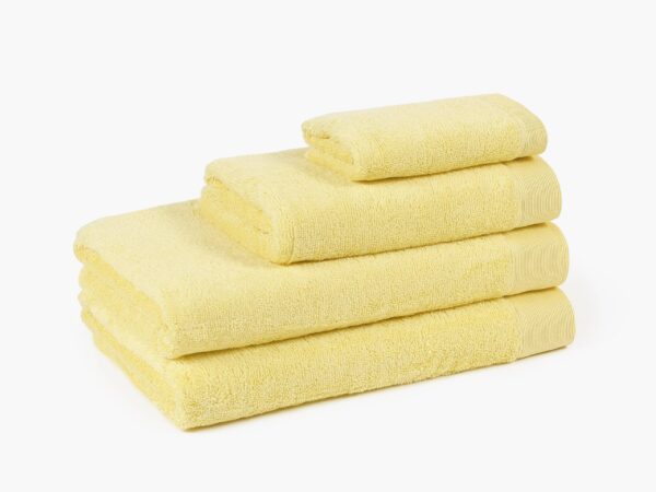 Modalový ručník/ osuška žlutá značky Škodák