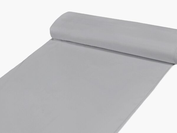 Bavlněný satén šedý značky Škodák.