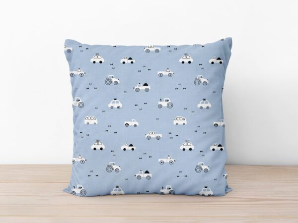 Bavlněný povlak na polštář bílá autíčka na modré značky Škodák