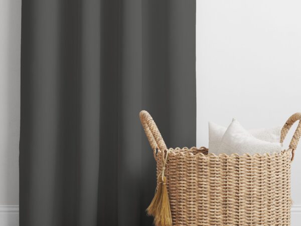 Dekorační závěs Loneta šedý značky Škodák