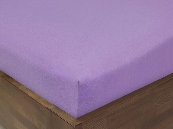 Napínací prostěradlo jersey světle fialové do školky značky Škodák.