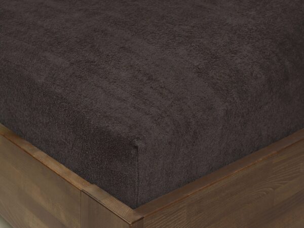 Napínací prostěradlo froté tmavě šedé do školky značky Škodák.