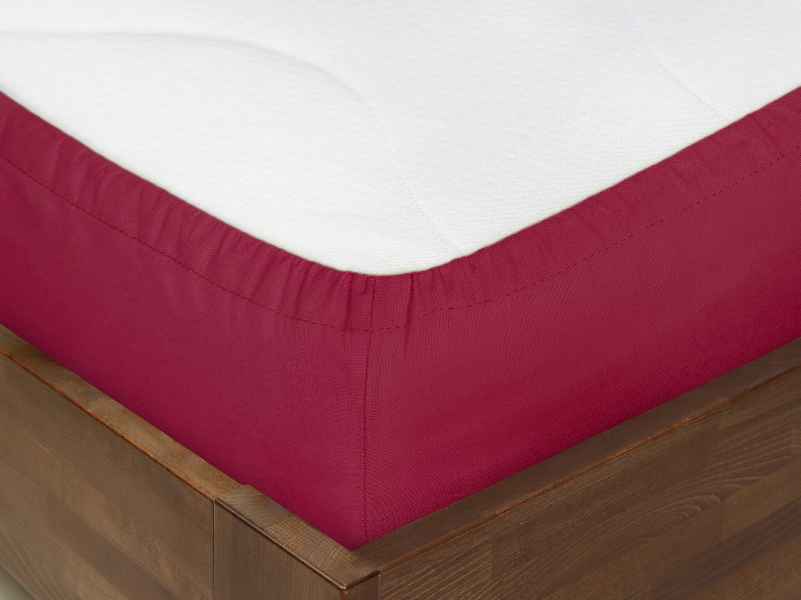 Bavlněné napínací prostěradlo vínové - do školky značky Škodá