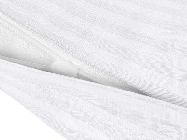 Damaškový povlak na polštář 4 mm proužek značky Škodák