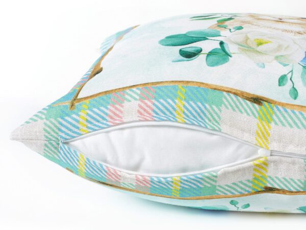 Povlak na polštář LONETA zajíc modrý květ značky Škodák.