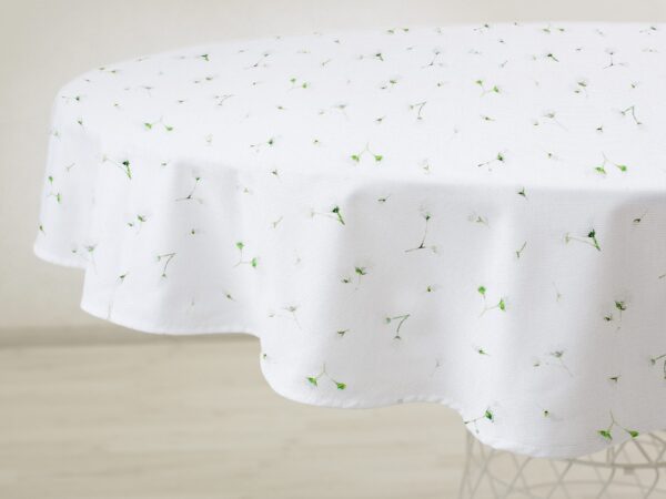 Kulatý ubrus Loneta drobné kvítky na bílé značky Škodák