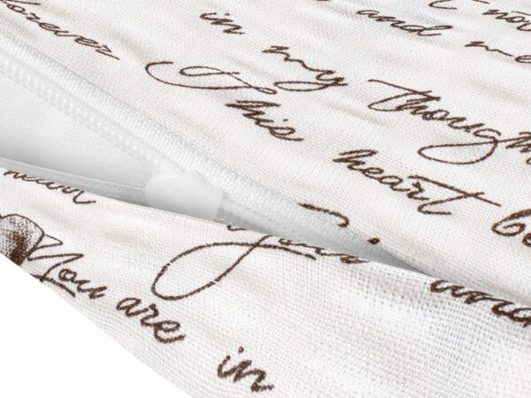 Krepový povlak na polštář zamilované texty značky Škodák