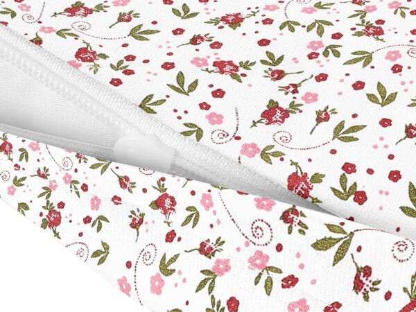 Bavlněný povlak na polštář vínové růžičky na bílé značky Škodák