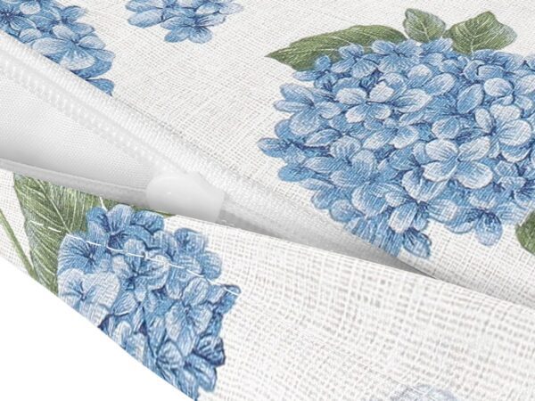 Povlak na polštář Loneta hortenzie modrá značky Škodák