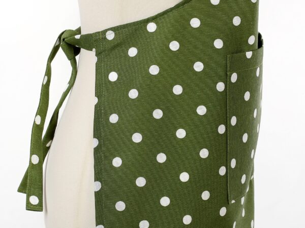 Kuchyňská zástěra Loneta puntíky na olivové značky Škodák