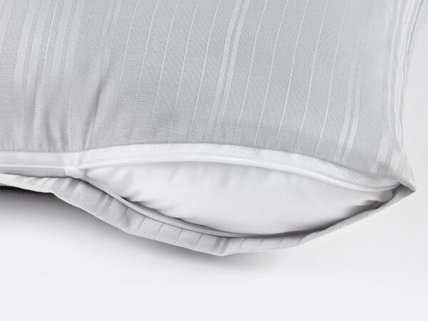 Damaškový povlak na polštář - proužky - šedý značky Škodák