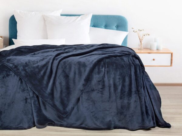 Deka Mikroflanel tmavě modrá značky Škodák
