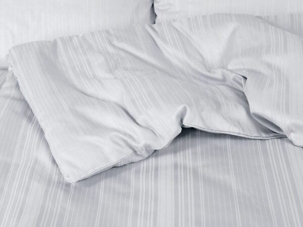 Hotelové povlečení Grand proužky šedé značky Škodák