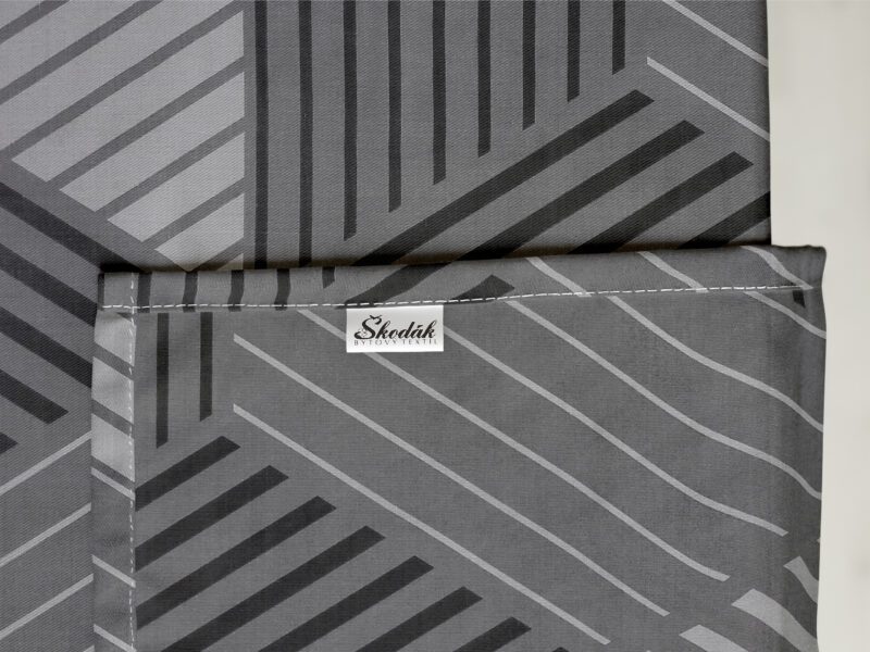 Hranatý bavlněný ubrus geometrické pruhy na šedé značky Škodák