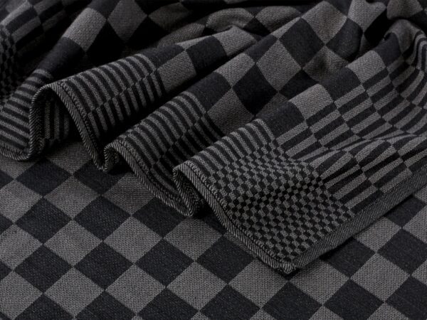 Keprová utěrka černé káro 50x70 cm značky Škodák