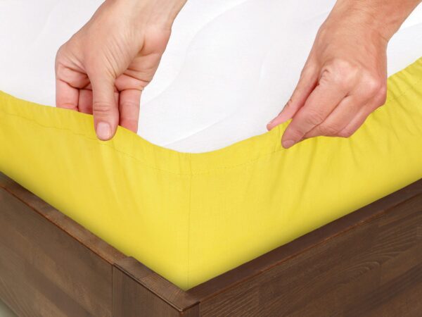 Hotelové napínací prostěradlo Solid žluté bavlněné značky Škodák