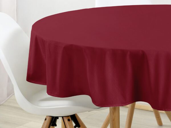Bavlněný kulatý ubrus vínový značky Škodák.