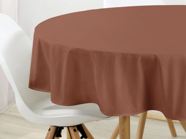 Bavlněný kulatý ubrus světle hnědý značky Škodák.