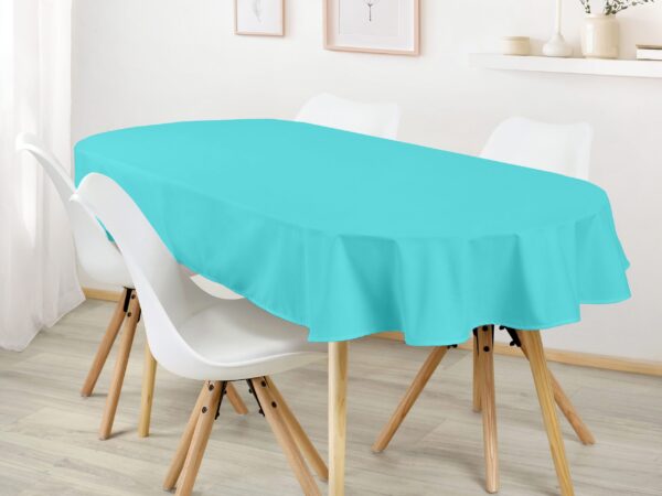 Ovalný bavlněný ubrus tyrkysový značky Škodák.