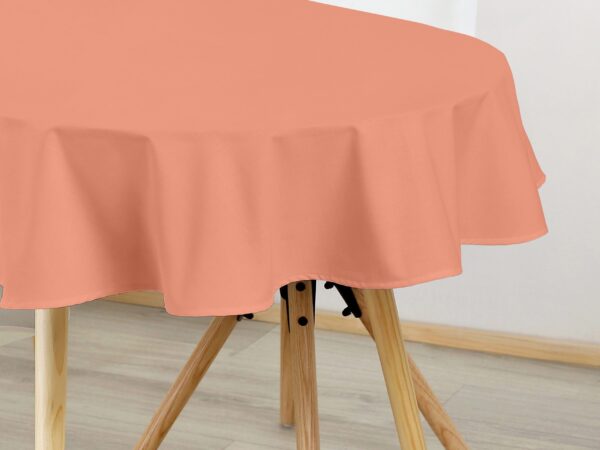 Oválný bavlněný ubrus lososový značky Škodák