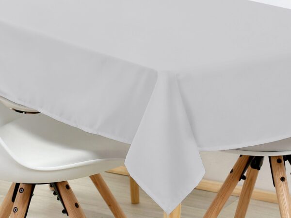 Hranatý bavlněný ubrus světle šedý značky Škodák