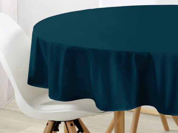 Bavlněný kulatý ubrus tmavě petrolejový značky Škodák.