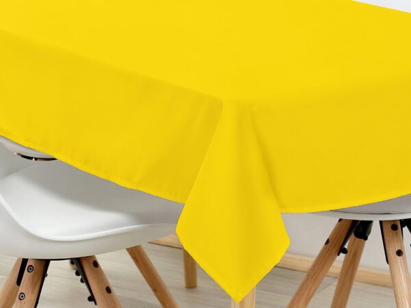 Hranatý ubrus Loneta žlutý značky Škodák