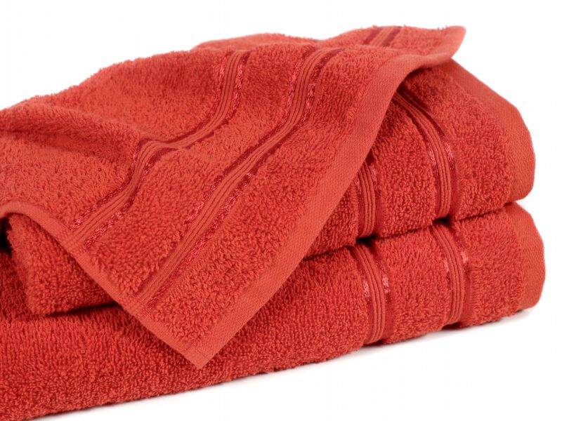 Hotelový ručník / osuška Nina červený značky Škodák
