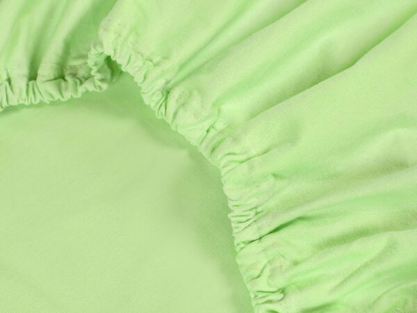 Jersey prostěradlo s napínací gumou světle zelené značky Škodák