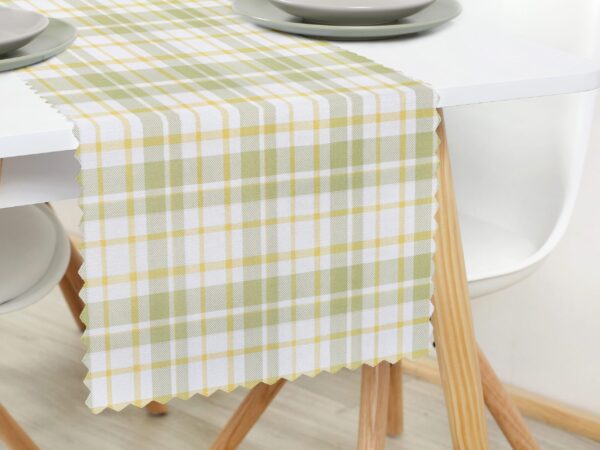 Teflonový běhoun žluté a zelené káro značky Škodák