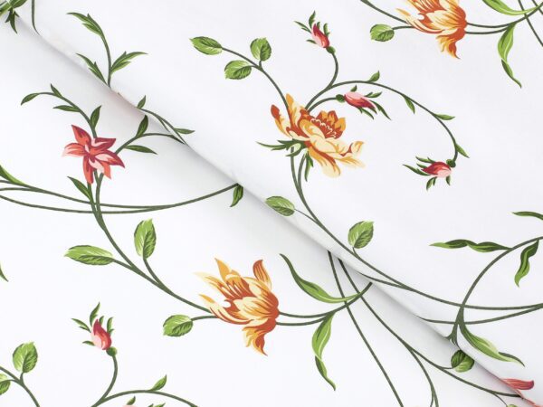 Bavlněná látka popínavé květy na bílé metráž značky Škodák