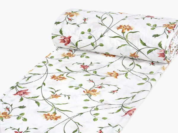 Krepová látka popínavé květy na bílé metráž značky Škodák