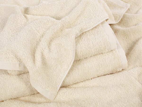 Hotelový froté ručník / osuška natural/ ecru značky Škodák