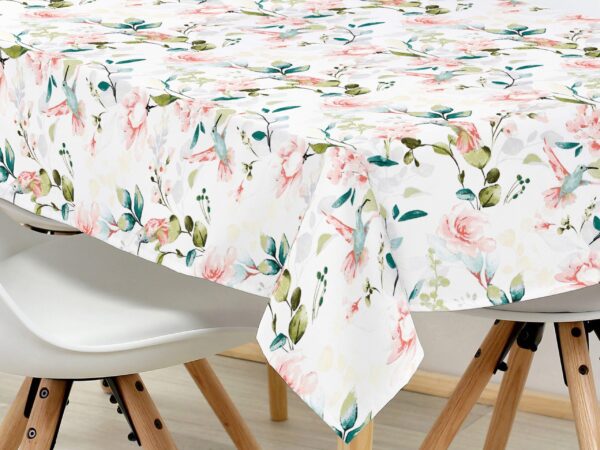 Hranatý bavlněný ubrus růžoví kolibříci značky Škodák